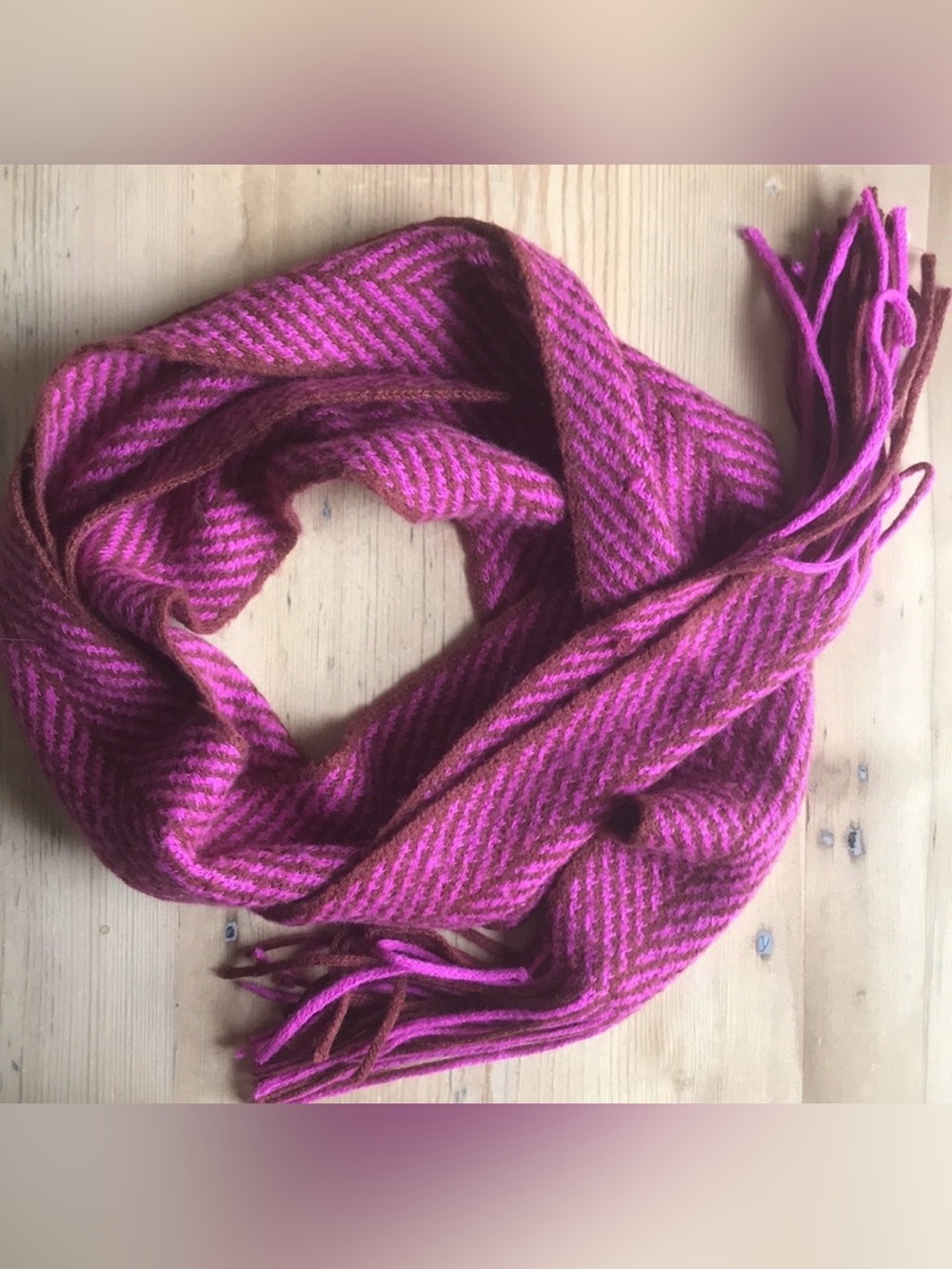 Gadzooks pink & burgundy knit scarf